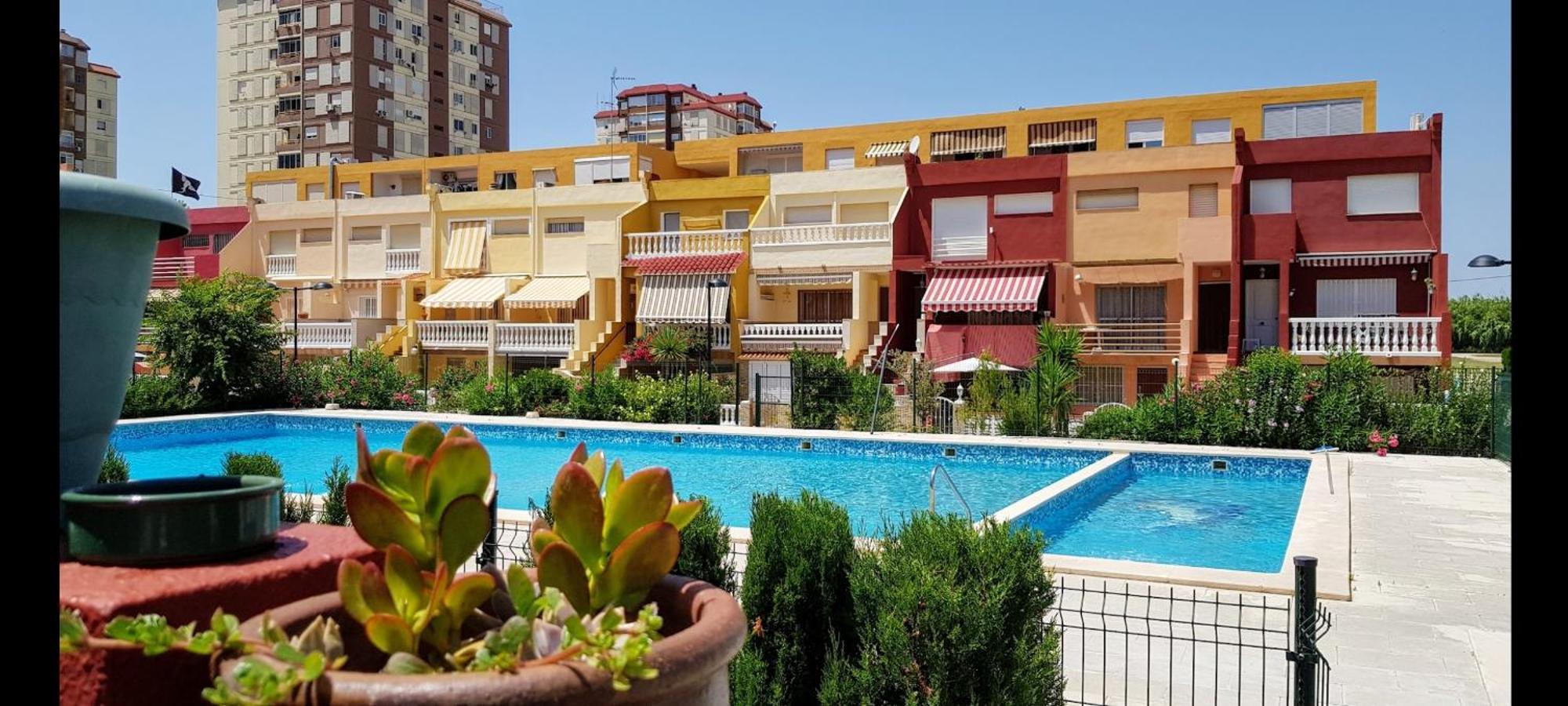 דירות פובלה דה פארנאלס Adosado Playa Pobla Farnals מראה חיצוני תמונה
